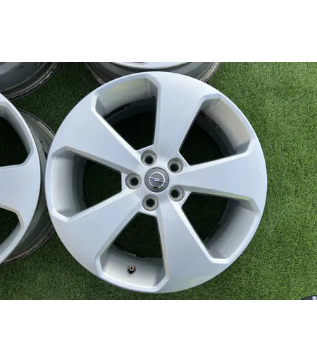 5x105 17" Opel gyári TPMS alufelni 7Jx17h2 ET38 3