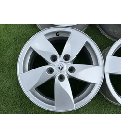 5x114.3 16" Renault gyári alufelni 6,5Jx16h2 ET47 2