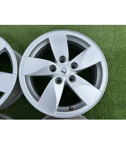 5x114.3 16" Renault gyári alufelni 6,5Jx16h2 ET47 4