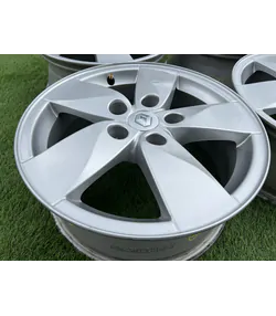 5x114.3 16" Renault gyári alufelni 6,5Jx16h2 ET47 7