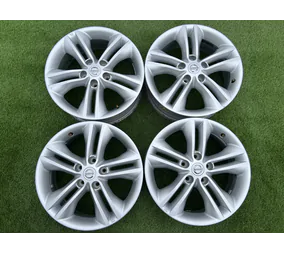 5x114.3 17" Nissan gyári alufelni 6,5Jx17h2 ET40 alapértelmezett kép