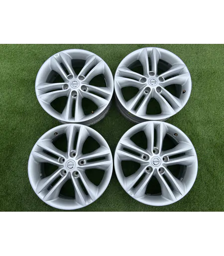 5x114.3 17" Nissan gyári alufelni 6,5Jx17h2 ET40 1