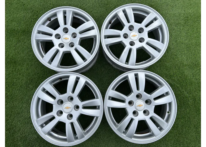 5x105 15" Chevrolet Aveo gyári alufelni 6Jx15h2 ET39 alapértelmezett kép