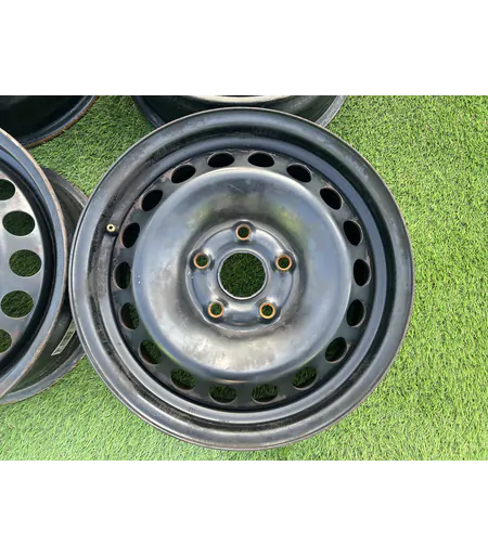 5x112 15" Volkswagen gyári lemezfelni 6Jx15h2 ET47 3