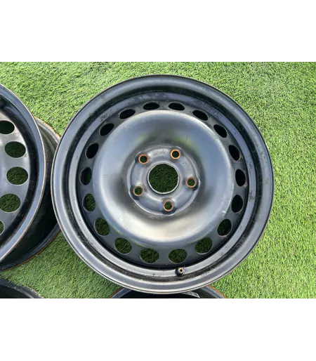 5x112 15" Volkswagen gyári lemezfelni 6Jx15h2 ET47 4