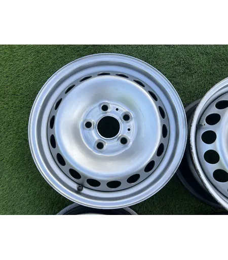 5x120 16" Volkswagen Volkswagen Crafter (2017től) gyári lemezfelni 6,5Jx16h2 ET60 5