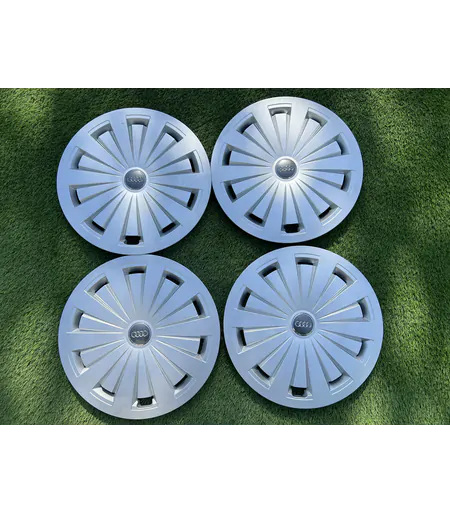 Audi gyári 16" dísztárcsa