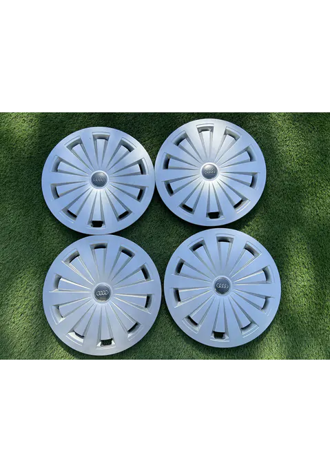 Audi gyári 16" dísztárcsa