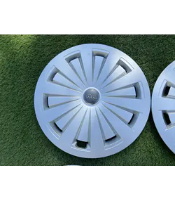 Audi gyári 16" dísztárcsa 5