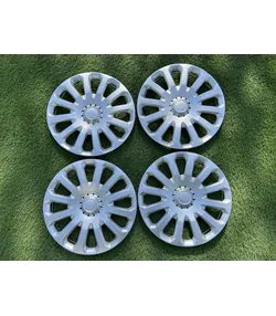 Ford gyári 15" dísztárcsa 1