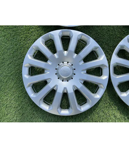 Ford gyári 15" dísztárcsa 2