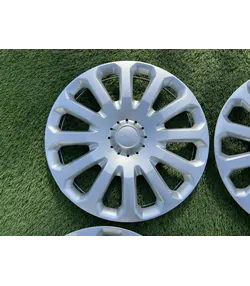 Ford gyári 15" dísztárcsa 5