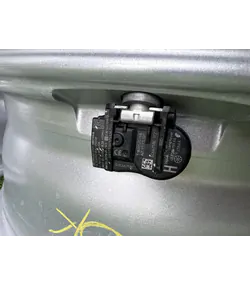 5x120 19" Land Rover Range Rover alufelni +TPMS 7,5Jx19h2 ET44,5 - Mobil Gumis 7