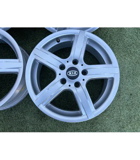 5x114.3 16" RCD (KIA) alufelni 6Jx16h2 ET45 - Mobil Gumis 4