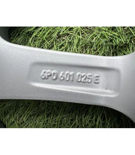 5x100 15" Seat gyári alufelni 6Jx15h2 ET38 8