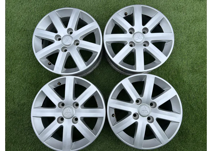 4x114.3 15" Mitsubishi gyári alufelni 6Jx15h2 ET44 alapértelmezett kép