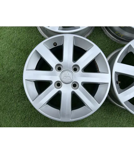 4x114.3 15" Mitsubishi gyári alufelni 6Jx15h2 ET44 2