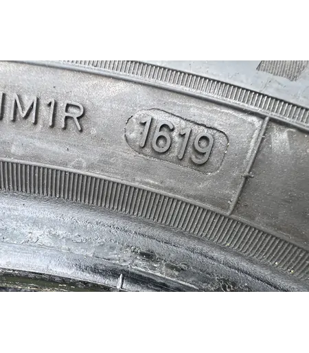 185/60 R14 Goodyear UltraGrip téli gumi 5mm - Mobil Gumis 6