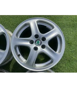 5x100 15" Skoda gyári alufelni 6Jx15h2 ET38 4