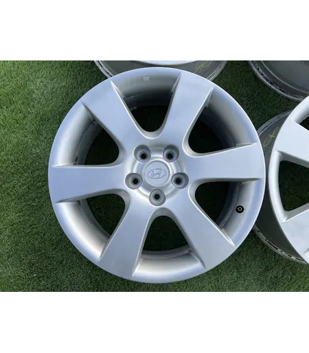 5x114.3 18" Hyundai gyári alufelni 7Jx18h2 ET41 2