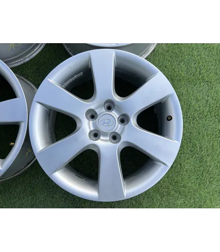 5x114.3 18" Hyundai gyári alufelni 7Jx18h2 ET41 3