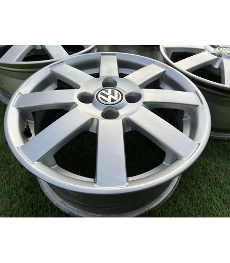 4x100 15" Volkswagen gyári alufelni 6Jx15h2 ET45 6