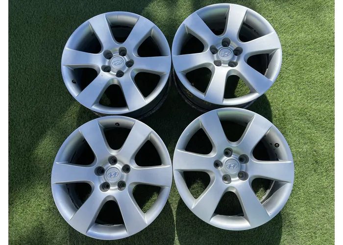 5x114.3 18" Hyundai gyári alufelni 7Jx18h2 ET41 alapértelmezett kép