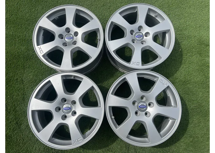 5x108 17" Volvo gyári alufelni +TPMS szenzor 7,5Jx17h2 ET55 alapértelmezett kép