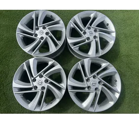 5x114.3 17" Nissan gyári alufelni +TPMS szenzor 7Jx17h2 ET40 alapértelmezett kép