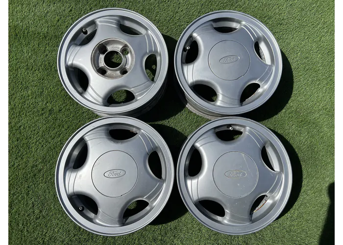 4x108 14" Ford gyári alufelni 5,5Jx14h2 ET47,5 alapértelmezett kép