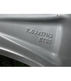 5x110 17" Opel gyári alufelni 7Jx17h2 ET39 7