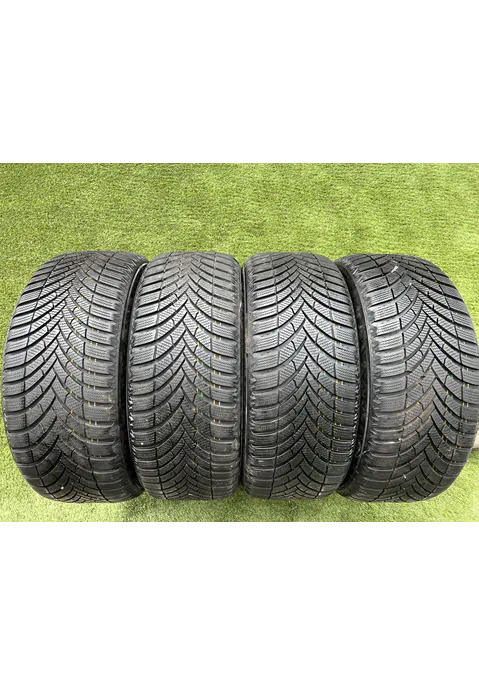 225/50 R17 Semperit Speed Grip 3 téli gumi 8mm