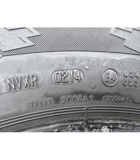 245/65 R17 Continental CrossContact téli gumi 8mm - Mobil Gumis 5