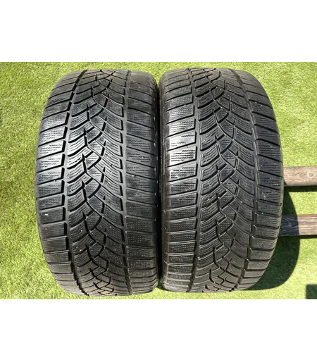235/40 R19 Goodyear UltraGrip Performance téli gumi 5,5-6mm